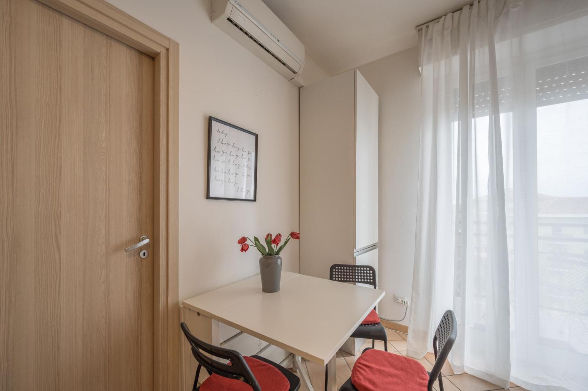 Primopiano - Palmanova Lägenhet Milano Exteriör bild